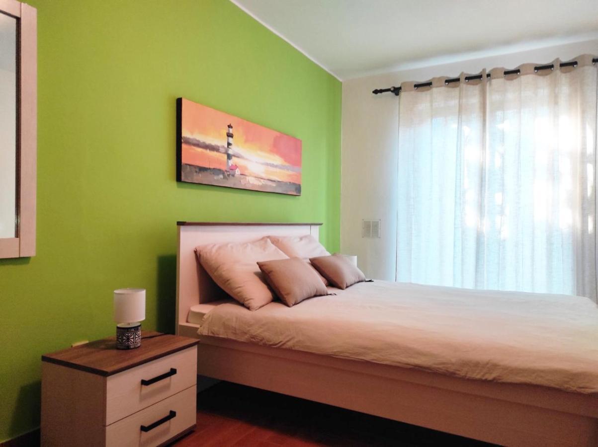 Apartment Helena Pula Bagian luar foto